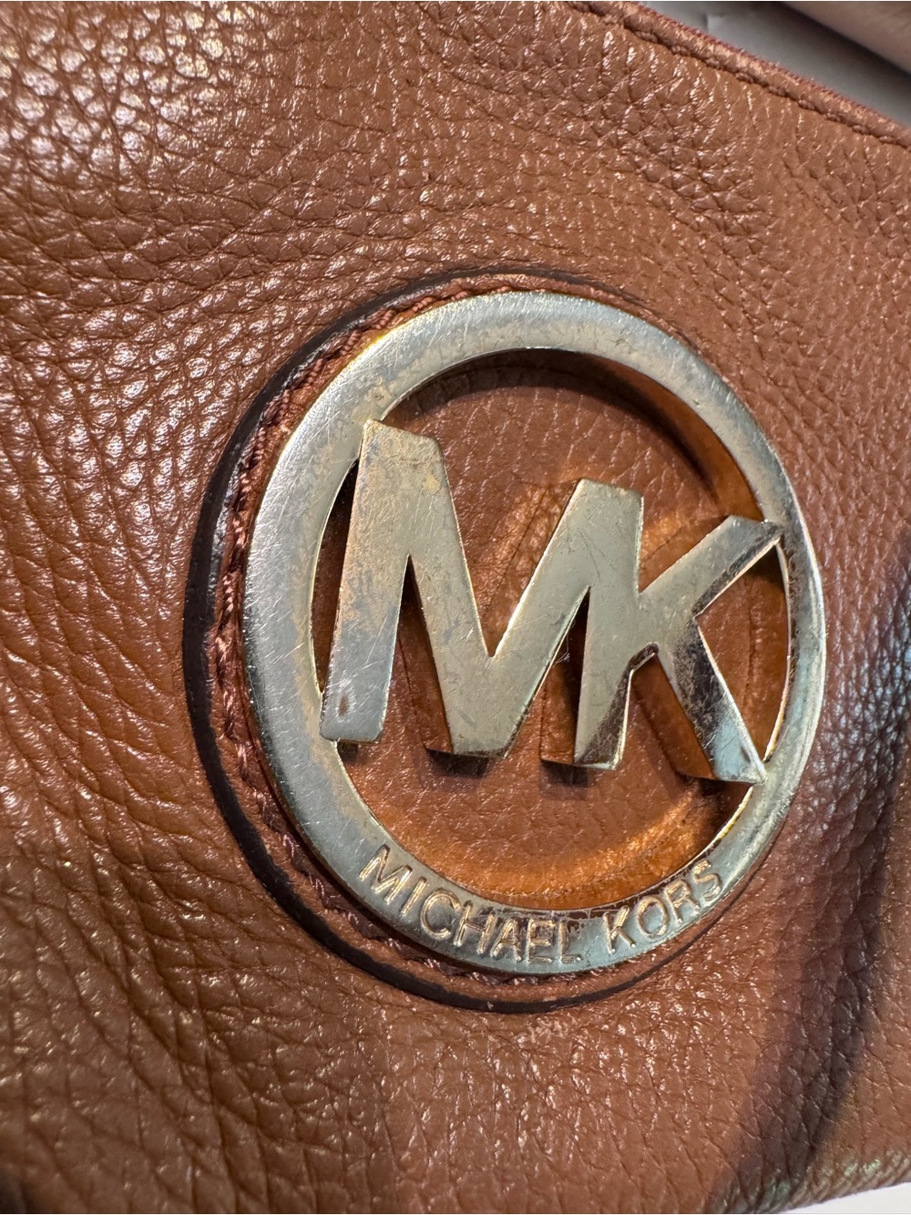 Michael Kors Leather Beige Zip Wallet & Brown MK Wristlet Set Bundle READ - Picture 2 of 10
